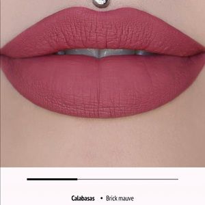 Jeffree Star Liquid Lipstick in shade Calabasas